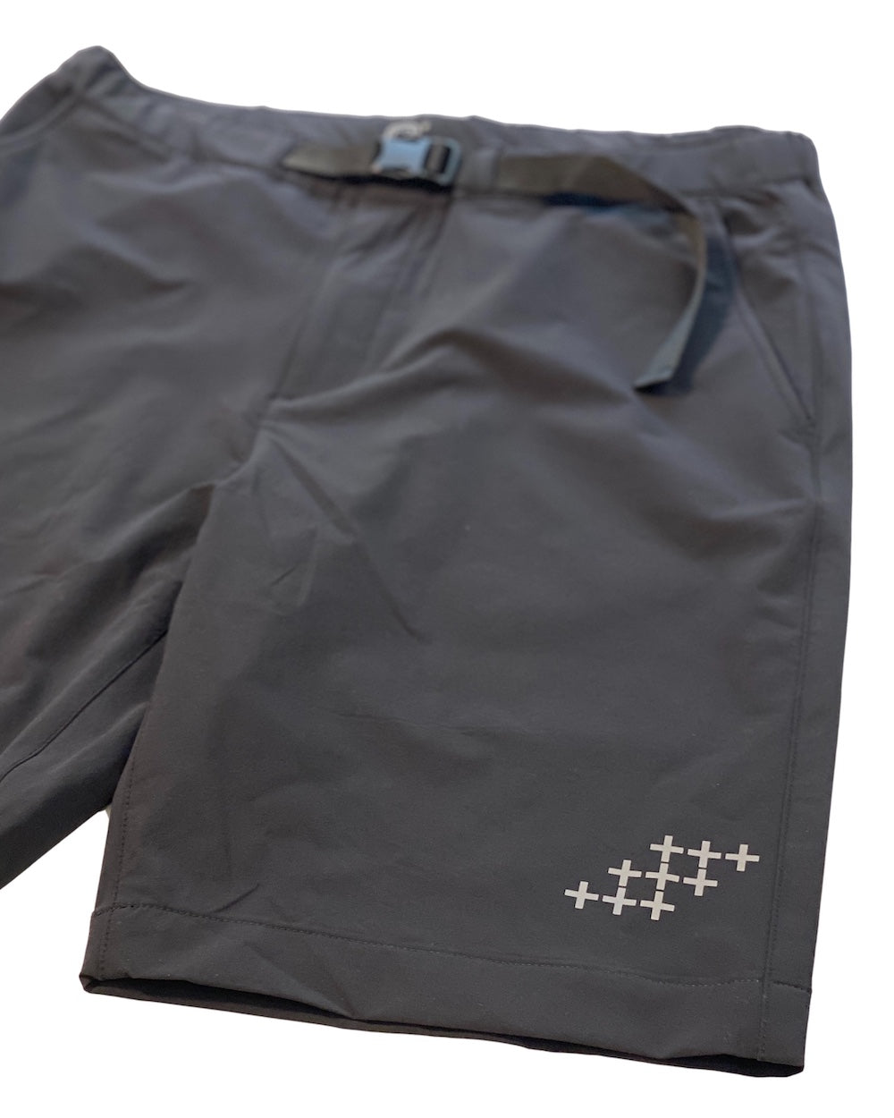 Men's Diamond Cross Outdoor Short 9"